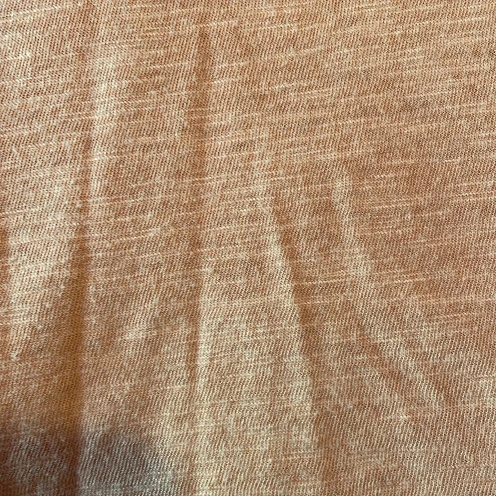 Free People 2 tone oversized top tan / orange size m - Picture 9 of 9